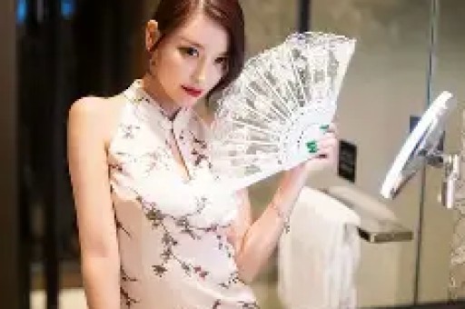 娱乐圈大事件：刘昊然周冬雨复合传闻、卢昱晓屏摄道歉、杨紫《家业》恶评风波、阿Sa婚变辟谣