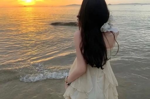 李小璐：塌房10年终于后悔了